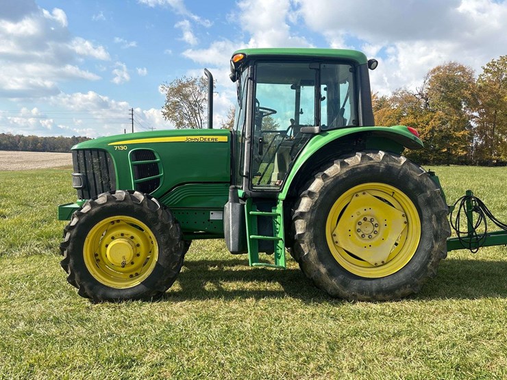 john-deere-7130-image-7