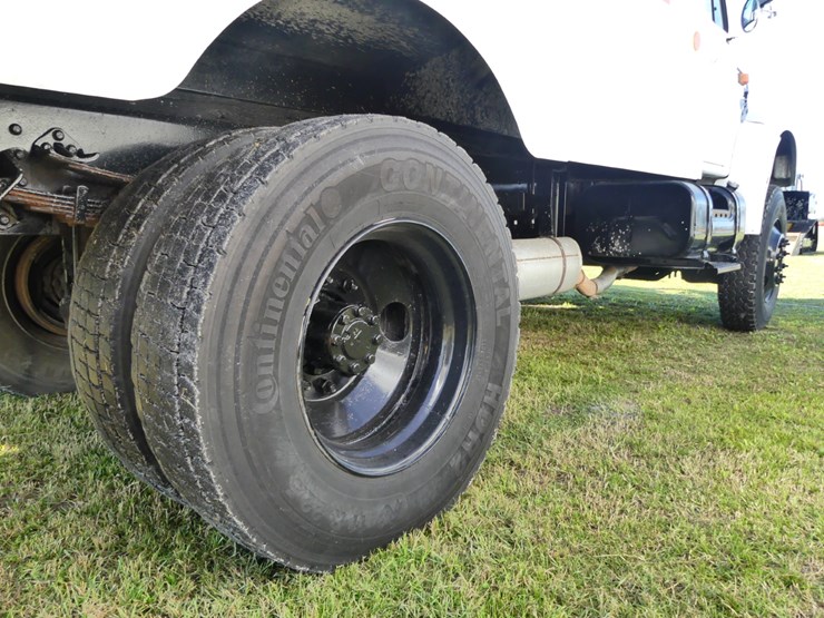 international-4800-image-6