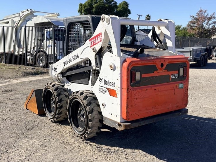 bobcat-s570-image-4