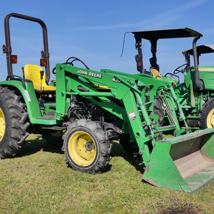 JOHN DEERE 4300