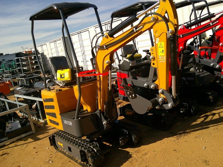 cfg-industrial-mx12r-mini-excavator-image-1