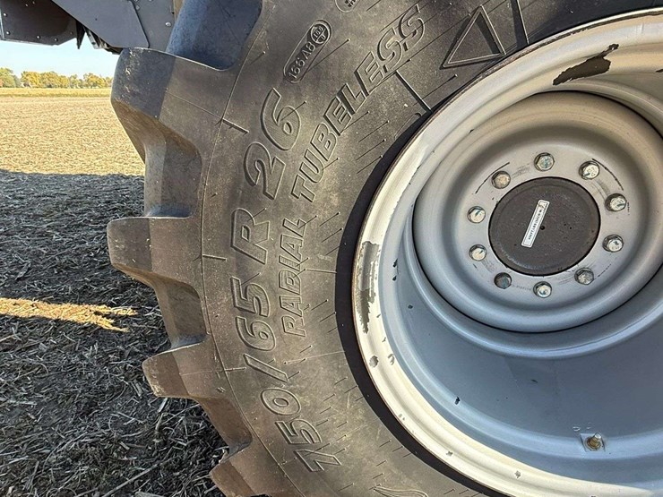 2015-massey-ferguson-9545-image-10