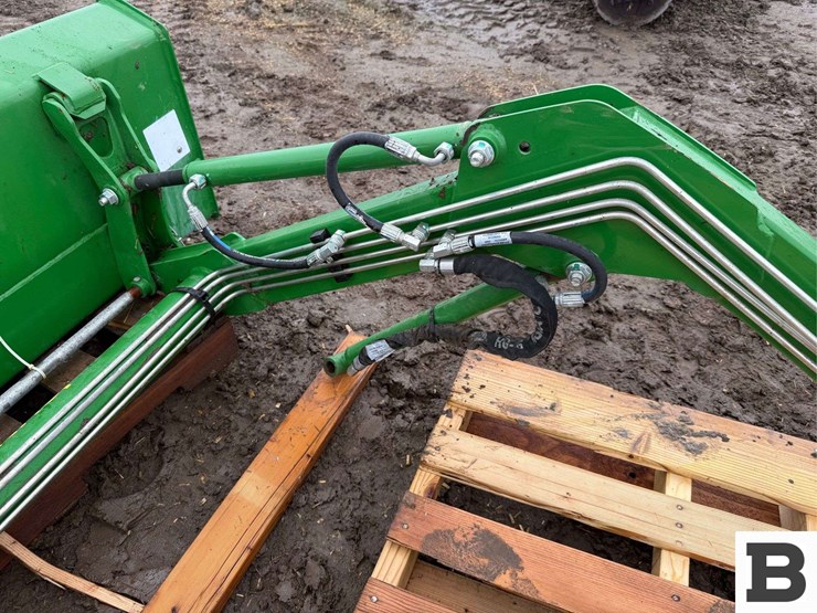 john-deere-300e-image-6