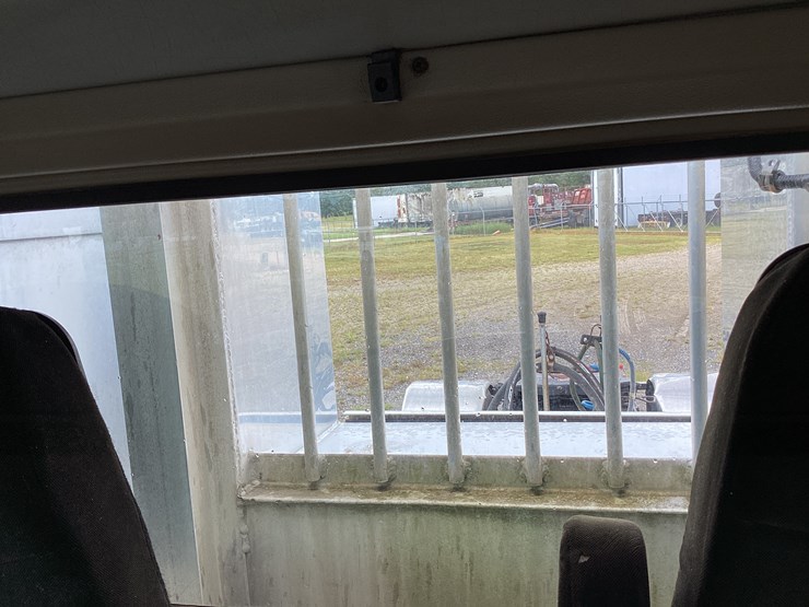 peterbilt-379-image-19