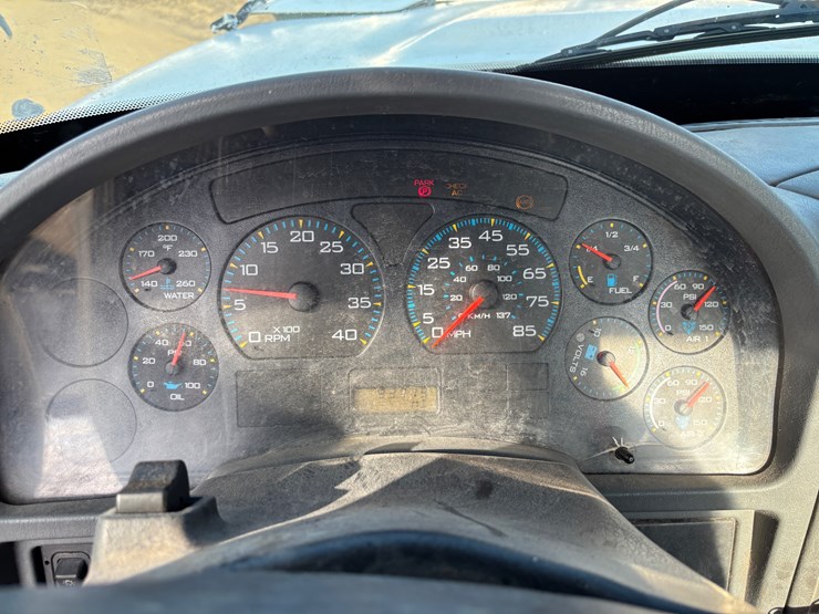 international-4300-image-18