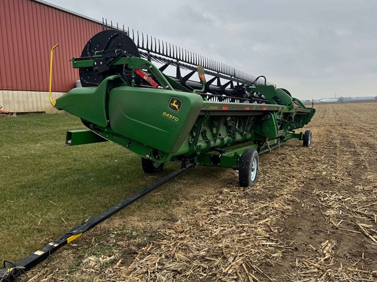 2018-john-deere-645fd-image-1