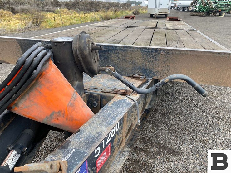 2002-towmaster-t-20-image-9