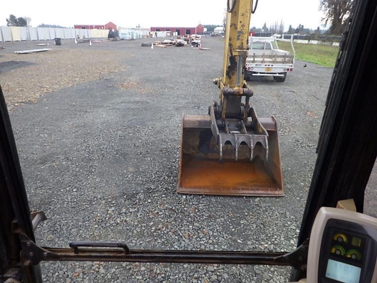 caterpillar-320c-image-34