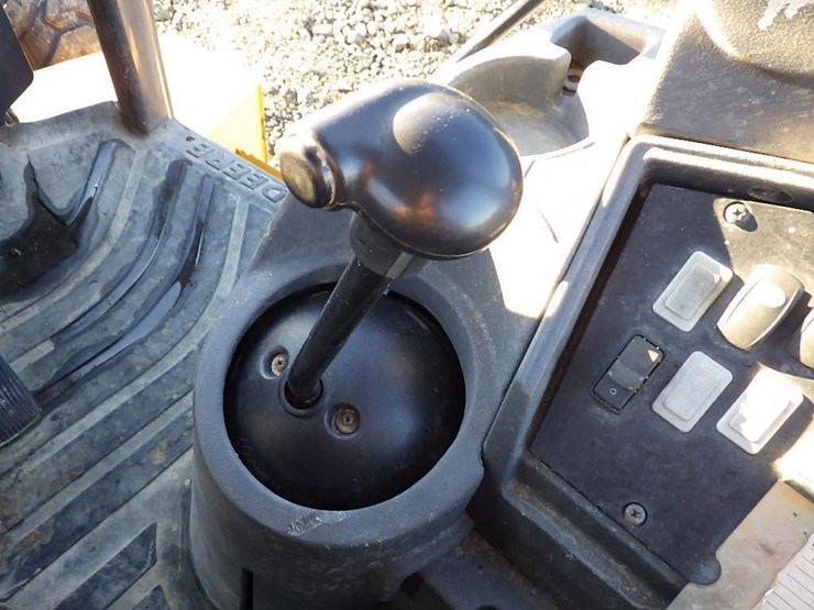 deere-310sj-image-32