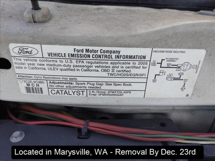 2005-ford-e350-image-22