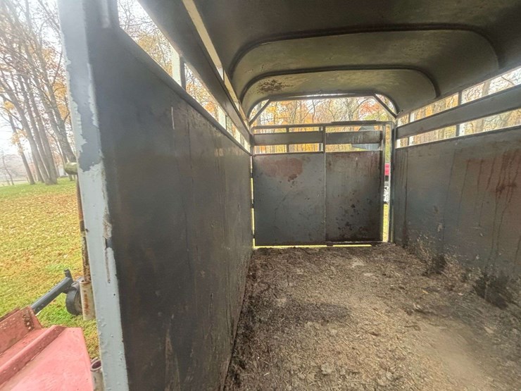 12ft-monarch-livestock-trailer-image-10