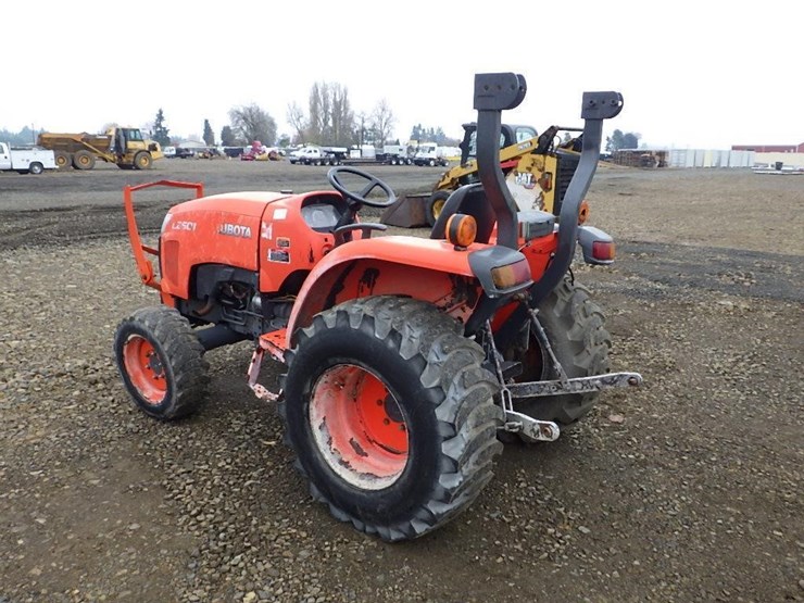 kubota-l2501-image-5