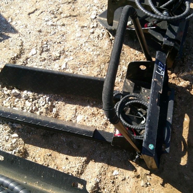 39" HORIZONTAL CLAMP FORK F/ MINI SKID STEER