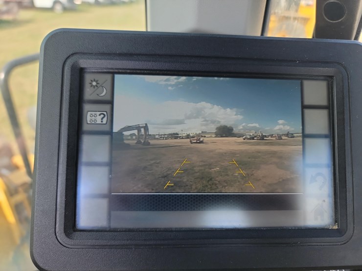 caterpillar-926-image-17