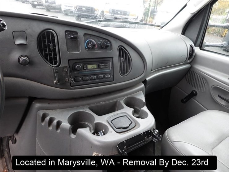 2003-ford-e350-image-3
