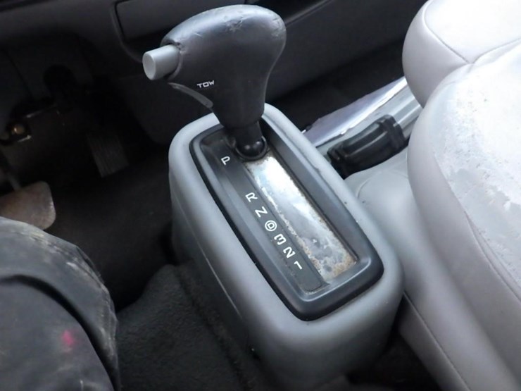 2007-ford-lcf-image-26