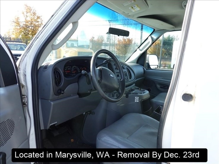 2005-ford-e350-image-5