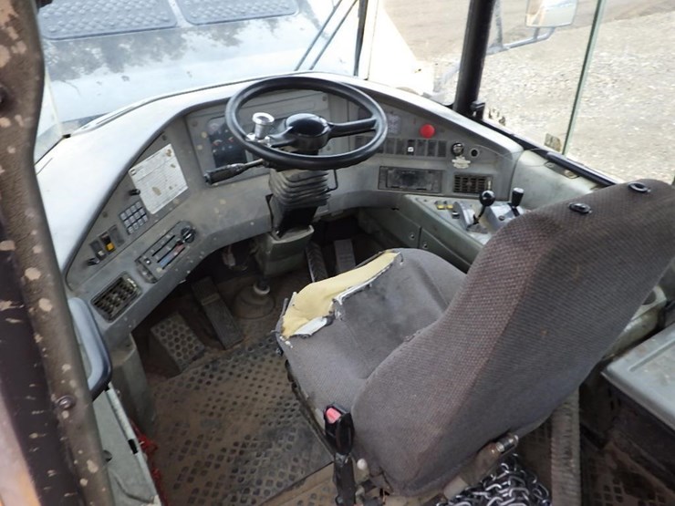 2005-volvo-a35d-image-38