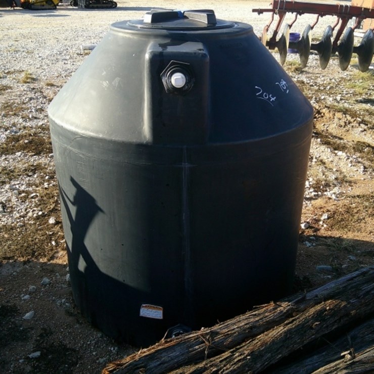 305 GAL WATER STORAGE TANK