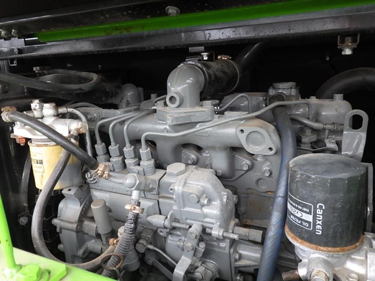 hitachi-zx75ur-image-27