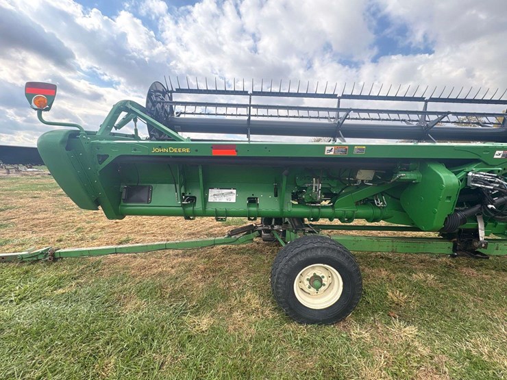 john-deere-635-image-12