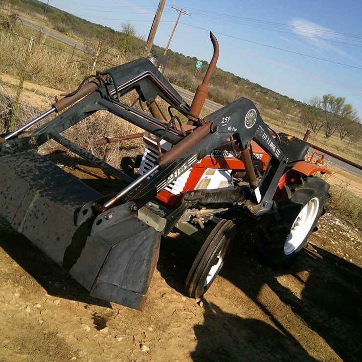 YANMAR 2200 FARM TRACTOR- NOT RUNNING