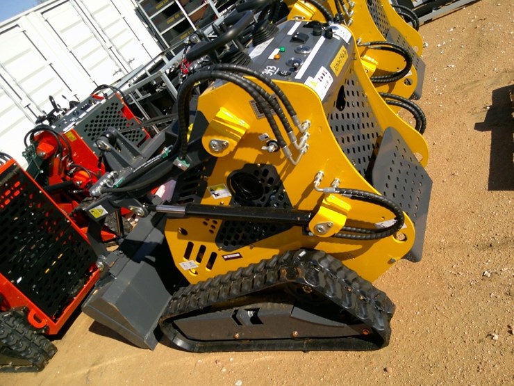 sdlanch-sdll60-mini-skid-steer-image-2