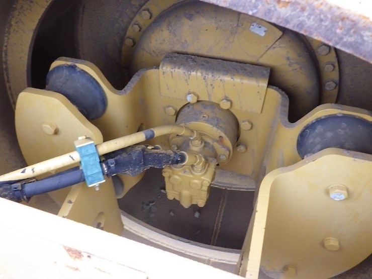 caterpillar-cs44-image-11