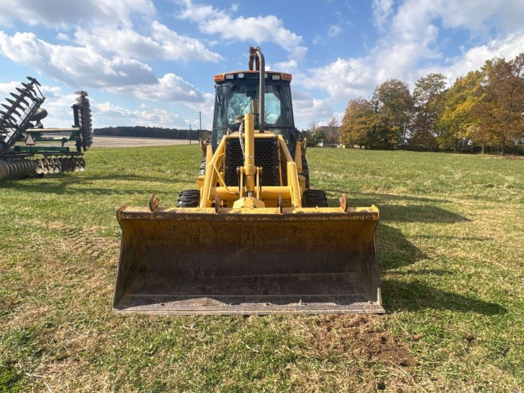 john-deere-310d-image-1