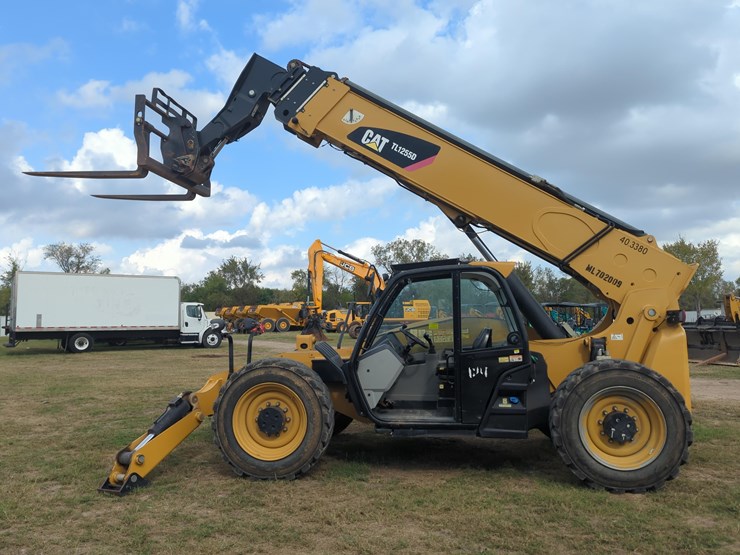 caterpillar-tl1255-image-1