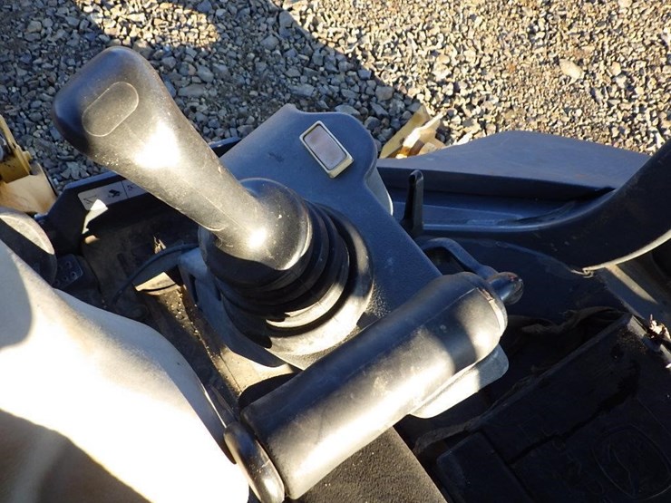 deere-310sj-image-36