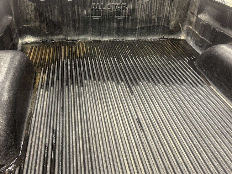 2001-chevrolet-2500-image-11