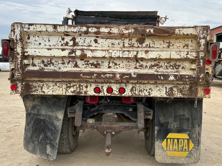 international-4700-image-2