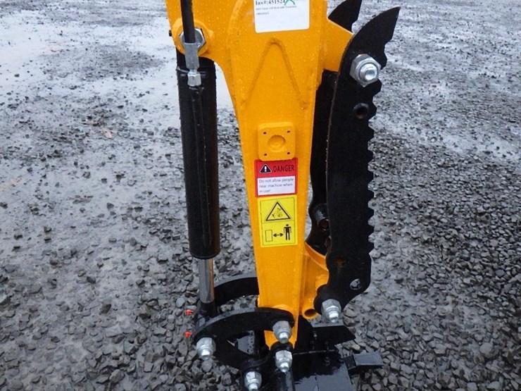 2025-vicsec-15p-hydraulic-excavator-image-6