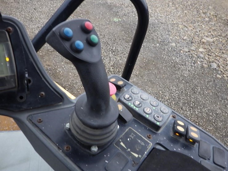 caterpillar-cs56b-image-25