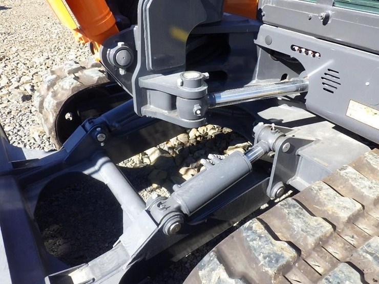 2022-doosan-dx85r-3-image-14