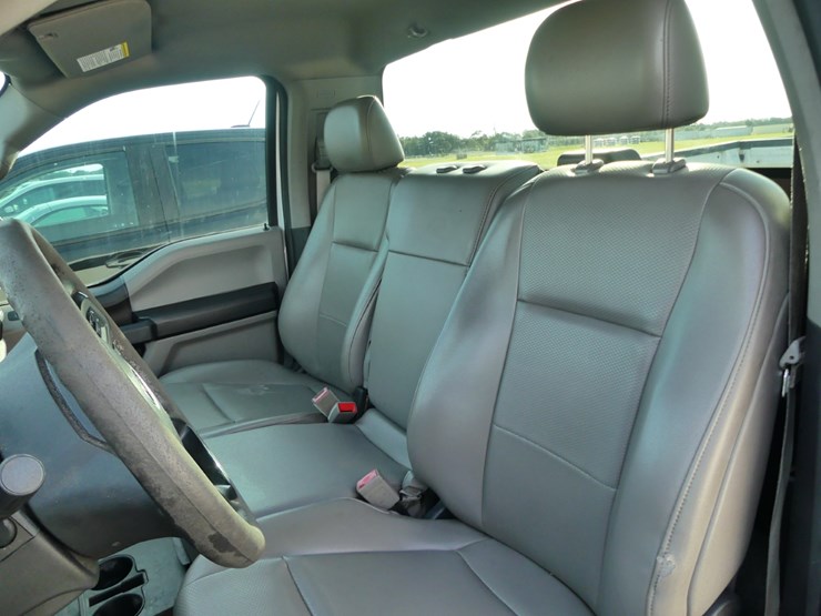 2019-ford-f150-xl-image-8