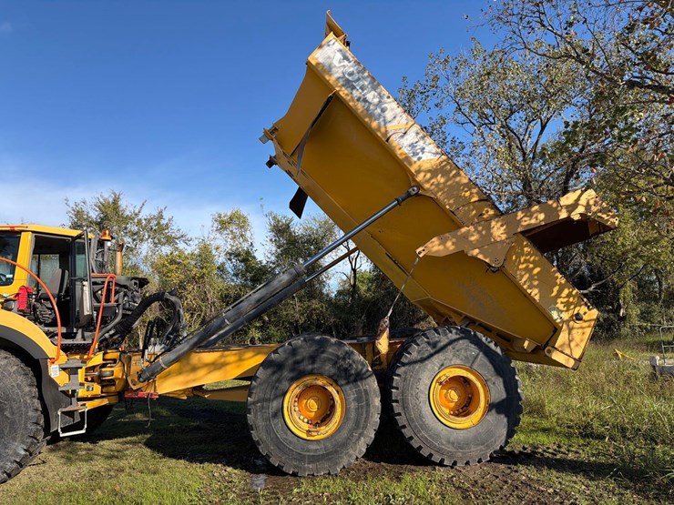 2015-volvo-a40g-image-20