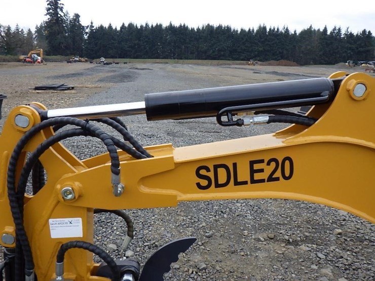 2025-sdlanch-sdle20-hydraulic-excavator-image-7