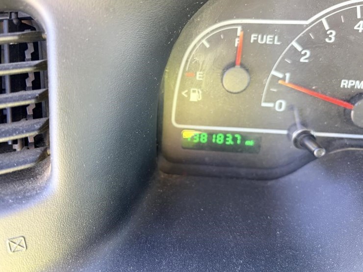 2003-ford-windstar-image-15