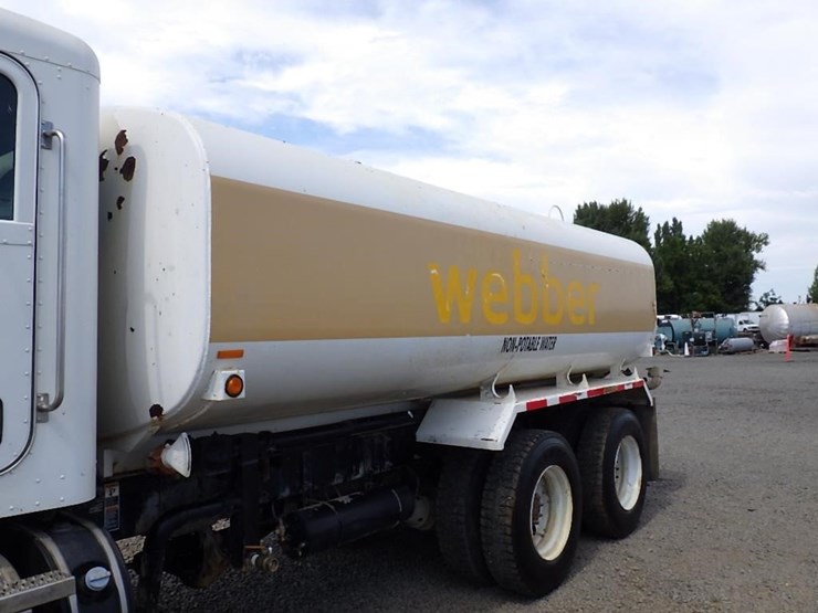 2016-peterbilt-348-image-7