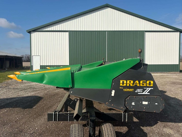 2013-8-row-drago-corn-head-image-4