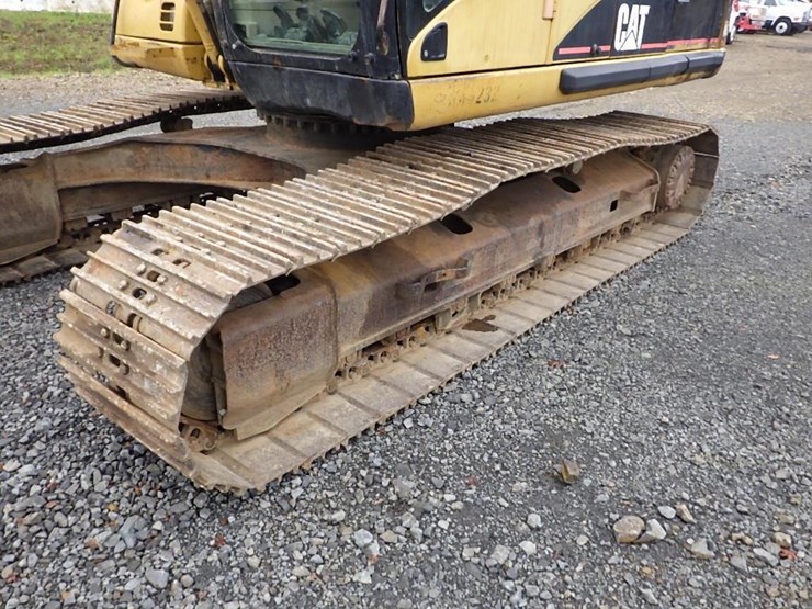 caterpillar-320c-image-38