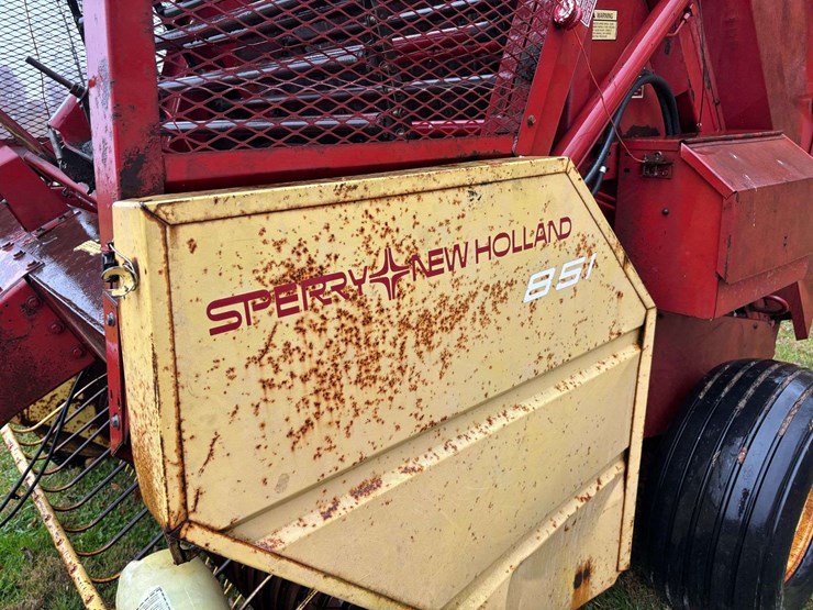 new-holland-851-image-10