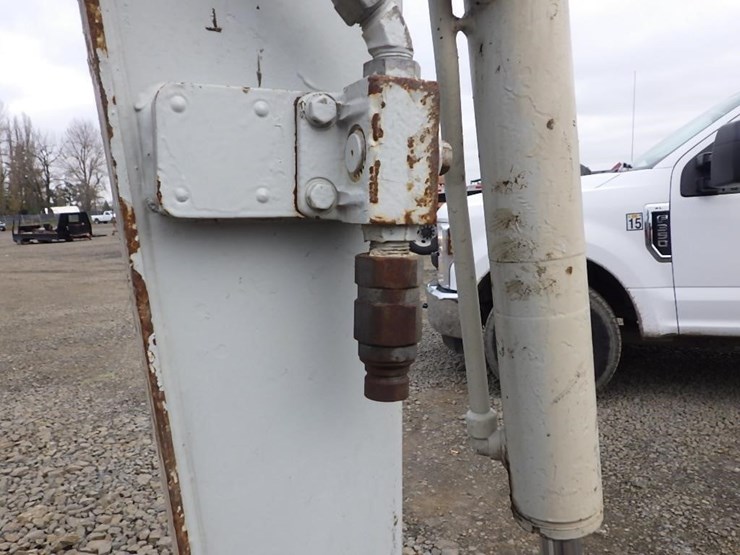 takeuchi-tb230-image-10