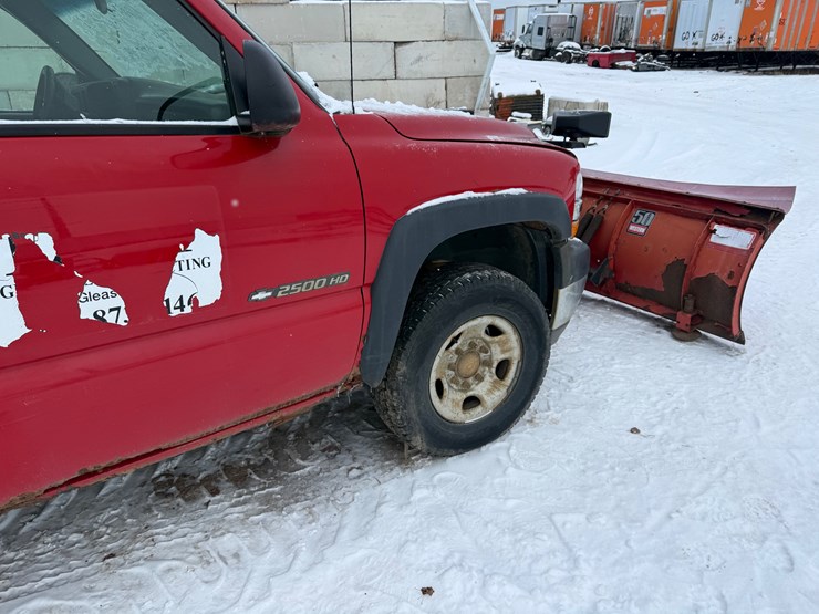 2003-chevrolet-2500-image-34