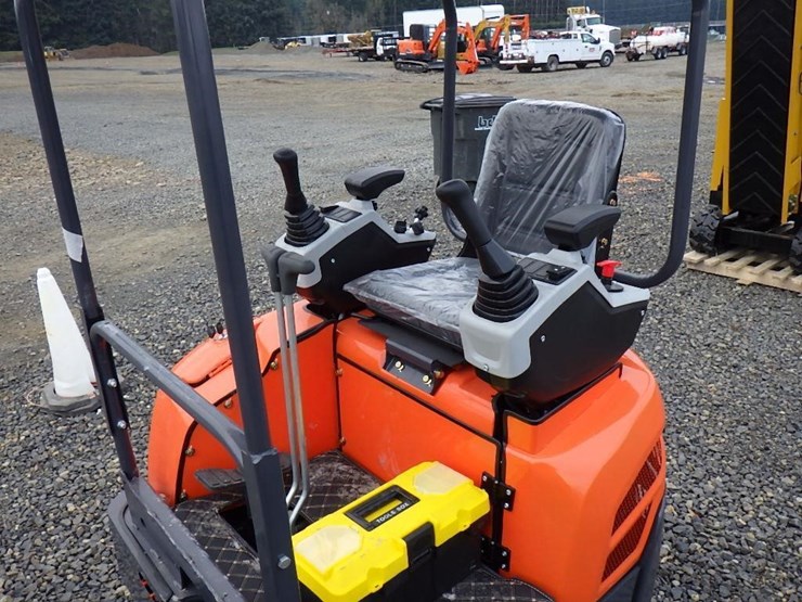 2025-sdlanch-sdle18p-hydraulic-excavator-image-19