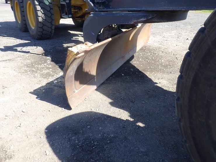 2012-deere-672gp-image-17