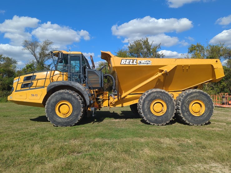 2022-bell-b45e-image-1