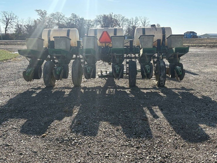 john-deere-7000-image-6